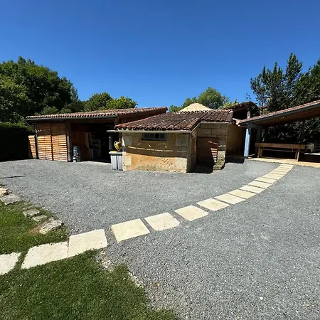 Fatfully Riverside Farm, Spa, &